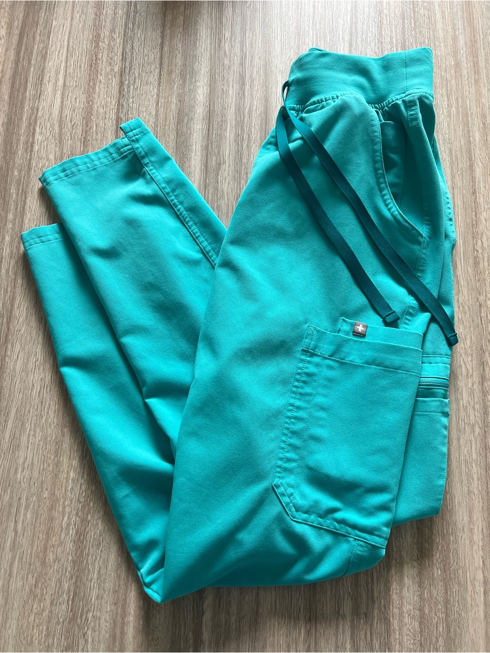 Figs HW Yola Scrub Pants in Oasis.